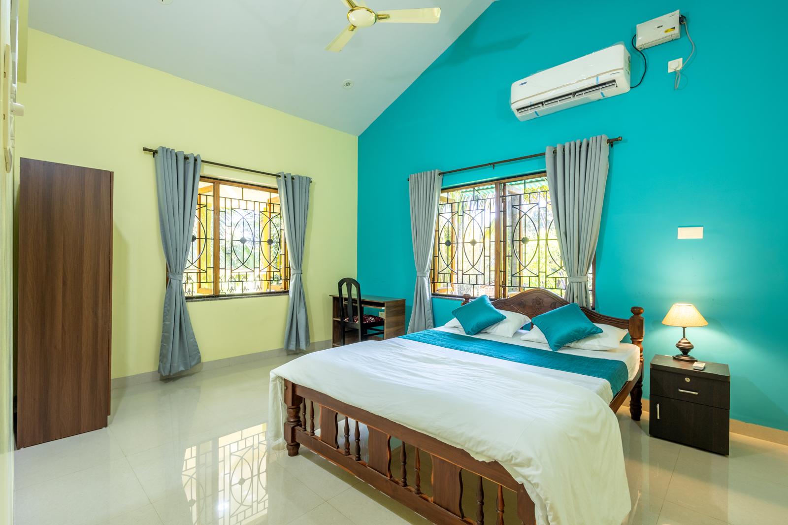 Second bedroom with view